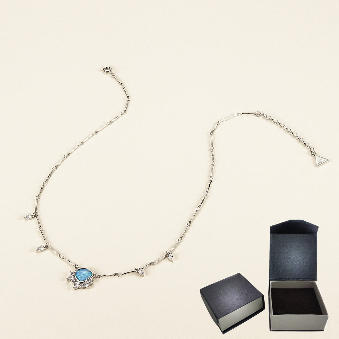 Opulence in bloom - Antique opal necklace [Premium Collection]